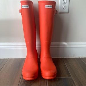 Hunter Women’s Rain Boots Bright Orange